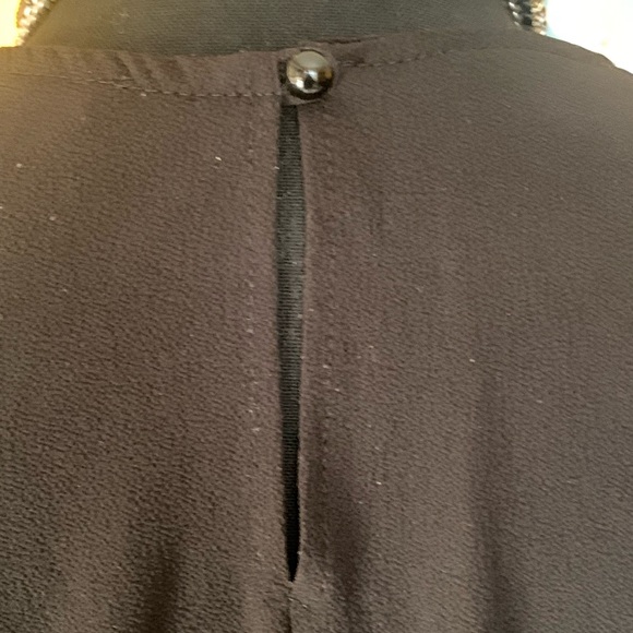 Love culture black blouse says L fits like a small - Picture 5 of 9